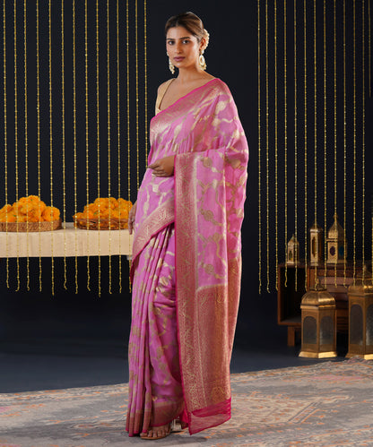 GULAABI JAAL